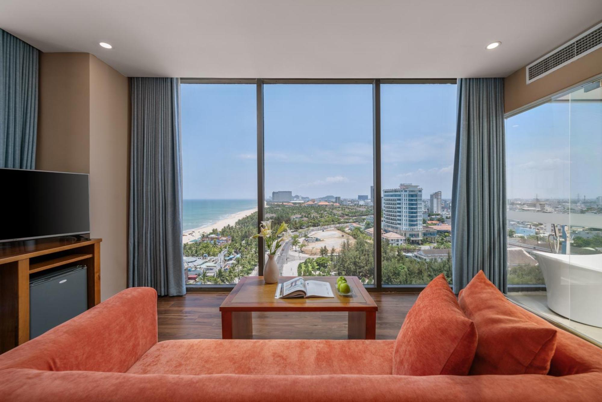 Hotel Yarra Ocean Đà Nẵng